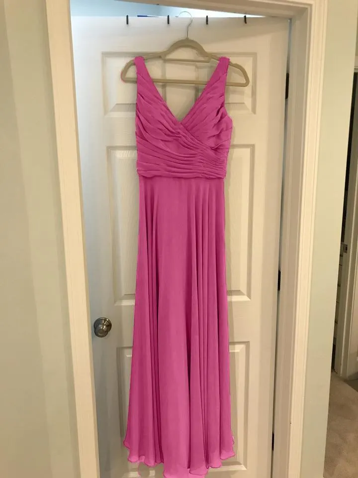 A-line Pleated Chiffon V-neck Long Bridesmaid Dresses