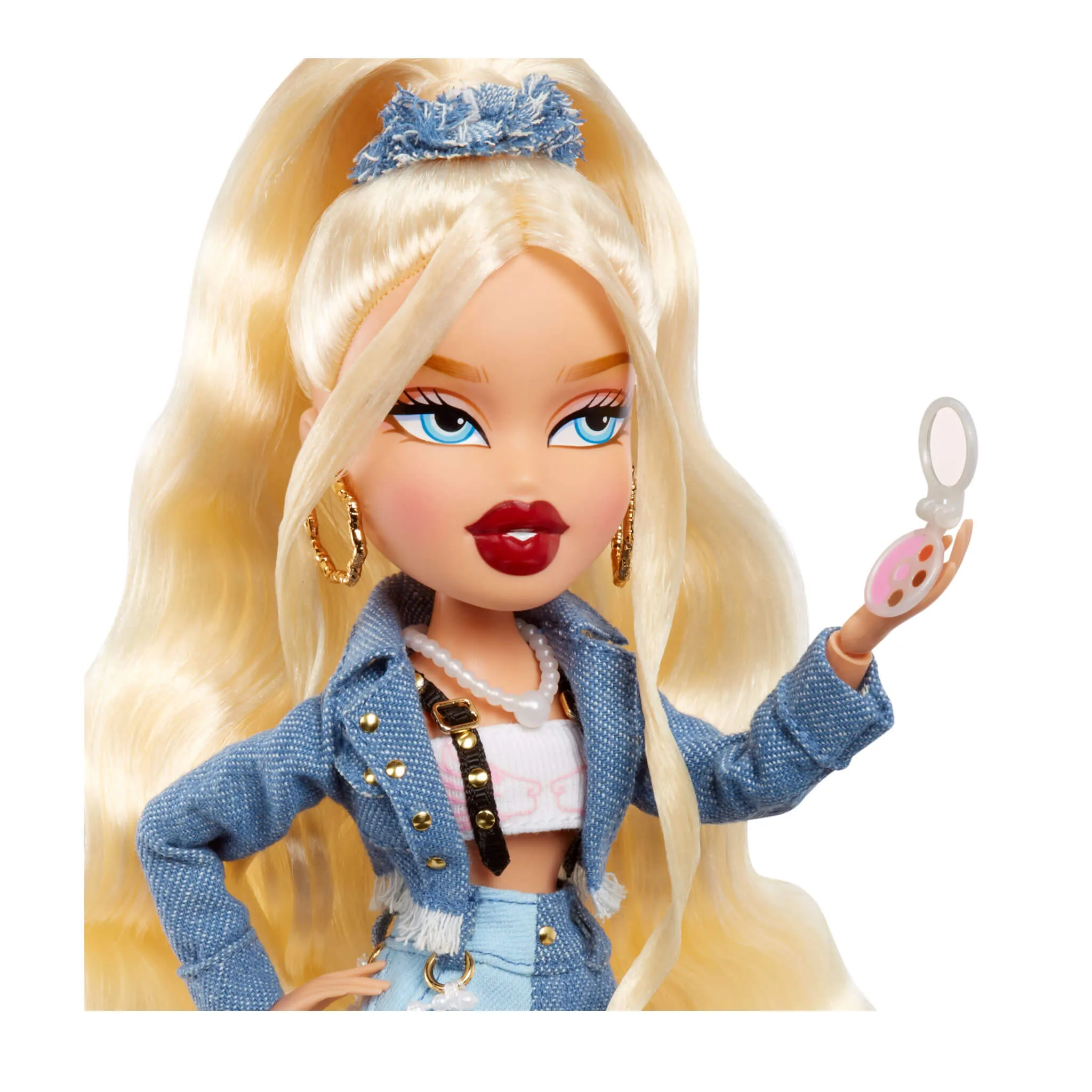 Bratz Alwayz Cloe Fashion Doll with 10 Accessories