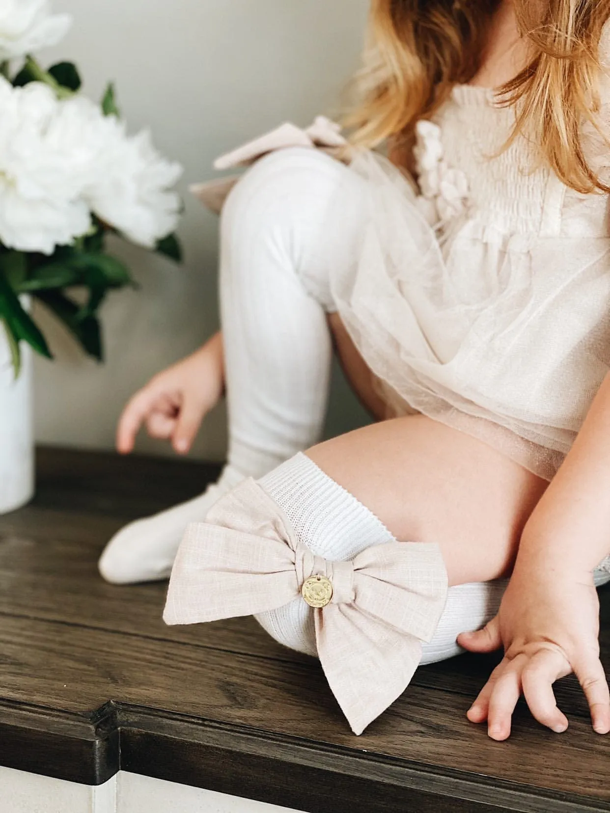 Emma Linen Bow Socks