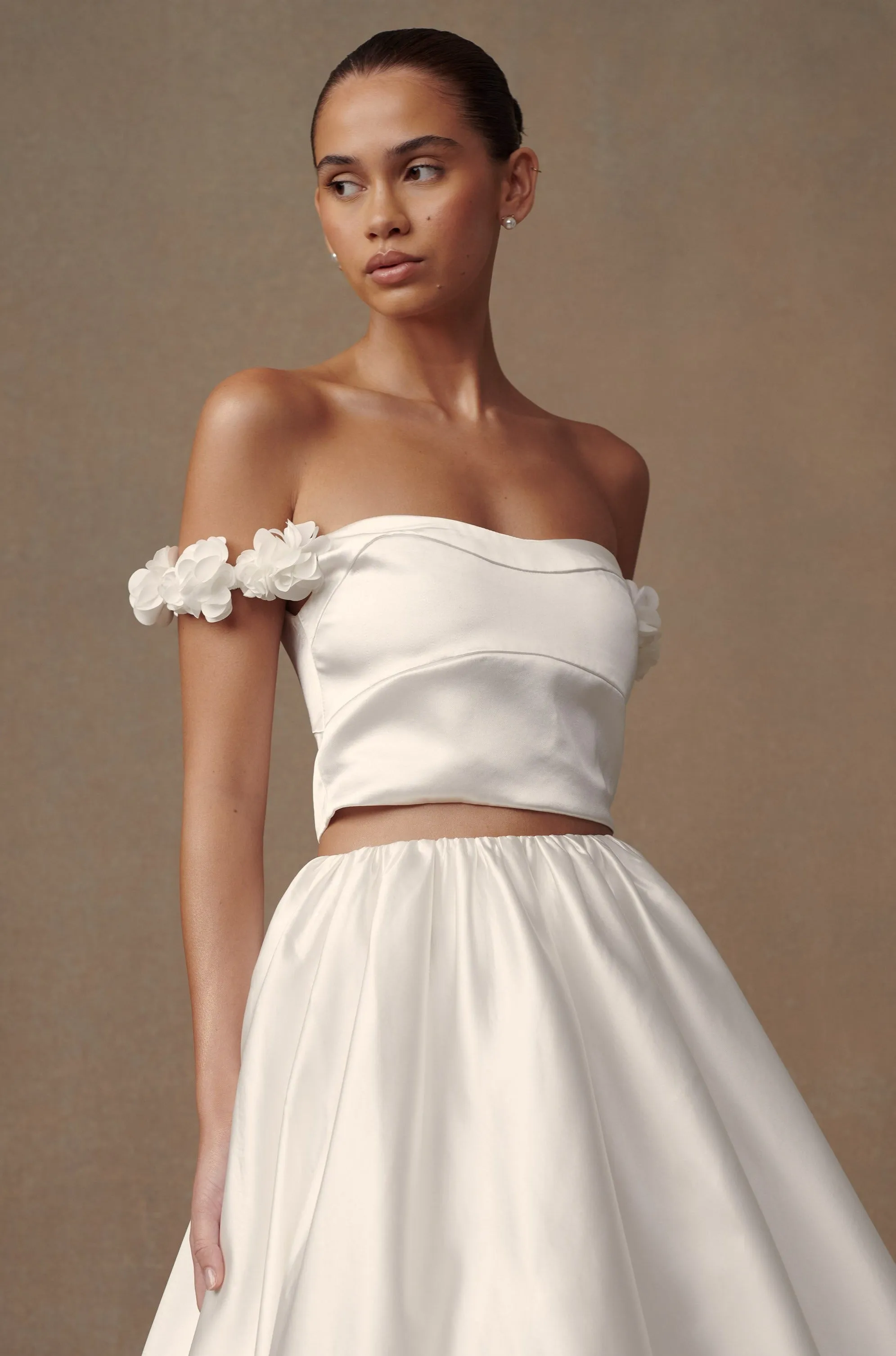 Karrie Cropped Satin Rose Bodice - White