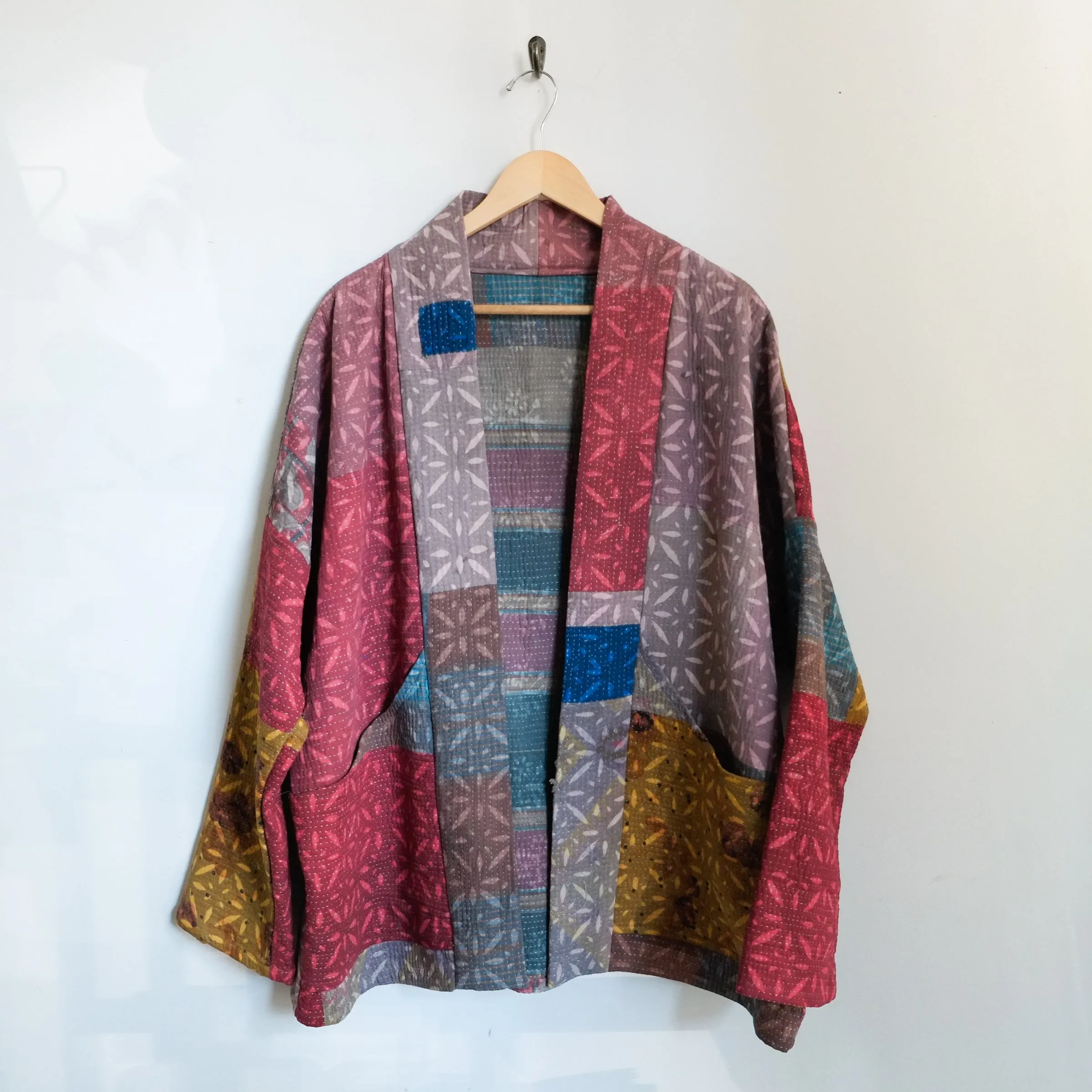 L Multi Color Block with Petal Pattern Anoushka Jacket LM145