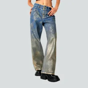 Light-wash women's high-waist jeans