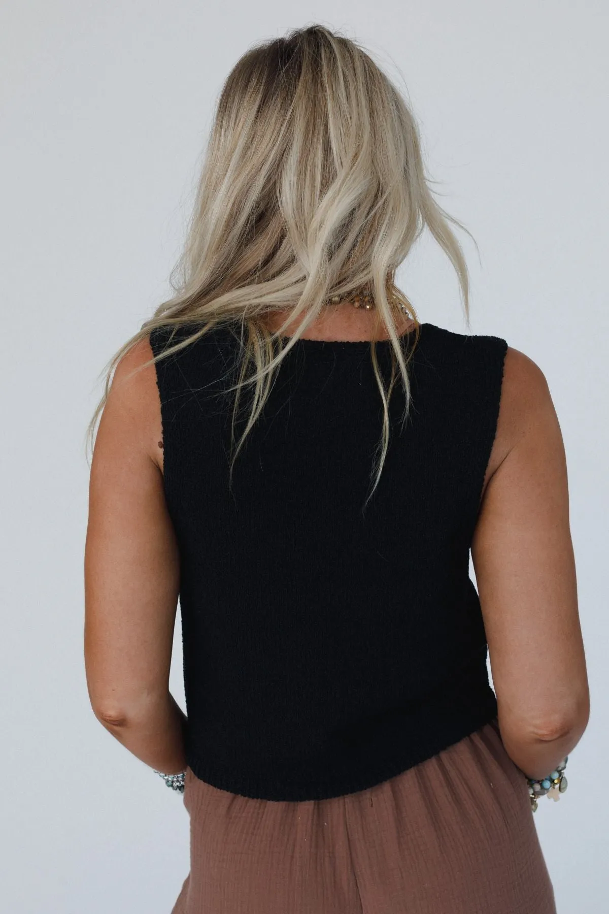 Maddy Sweater Vest - Black