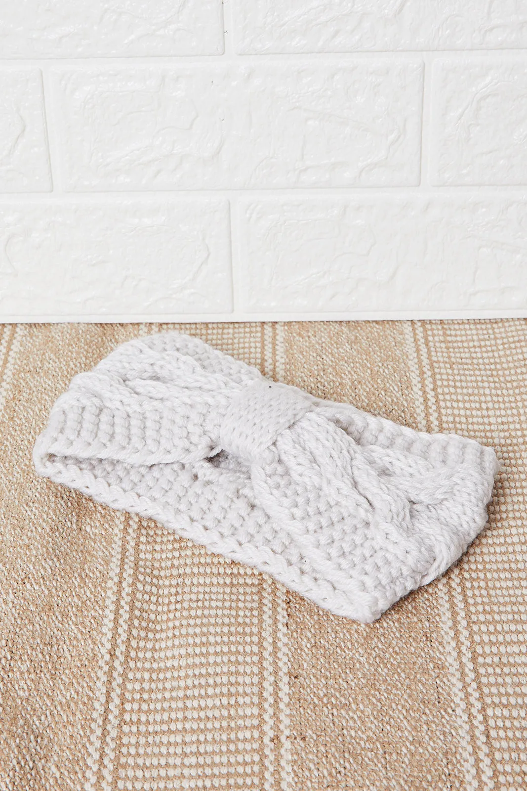 Women Grey And White Knitted Headwarmer Set (2 Piece)